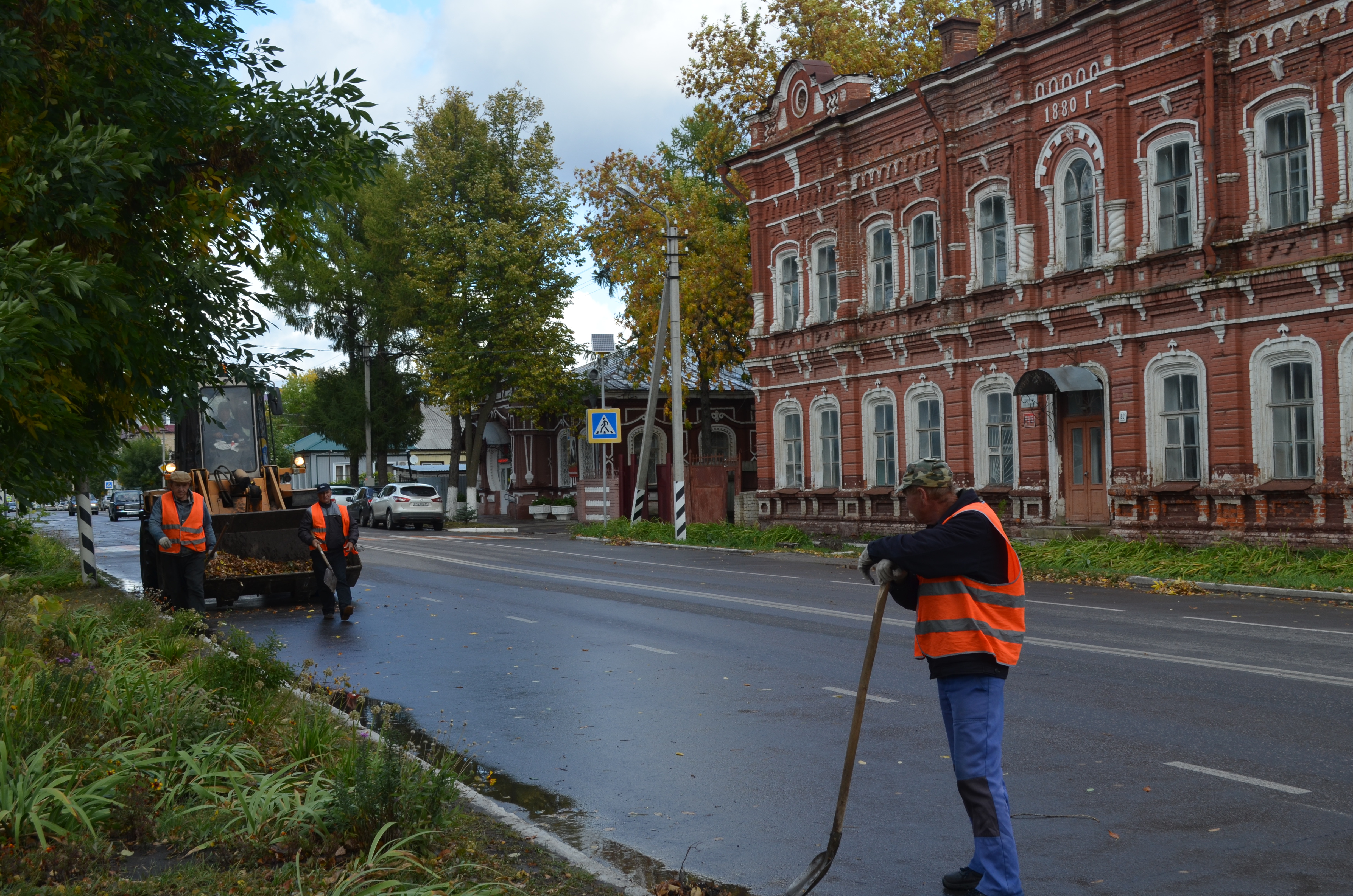 Редакция газеты "Петровские вести" провела выездной рейд по городу